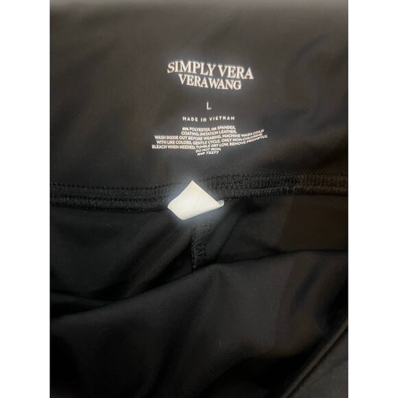 Moto Leggings with Pockets - Picture 5 of 5